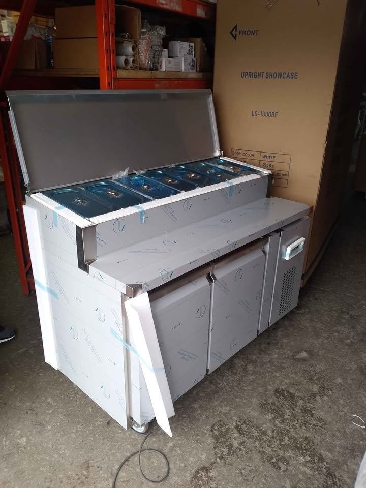 2 Door Refrigerated Prep Counter pizza topping salad fridge - Image 4