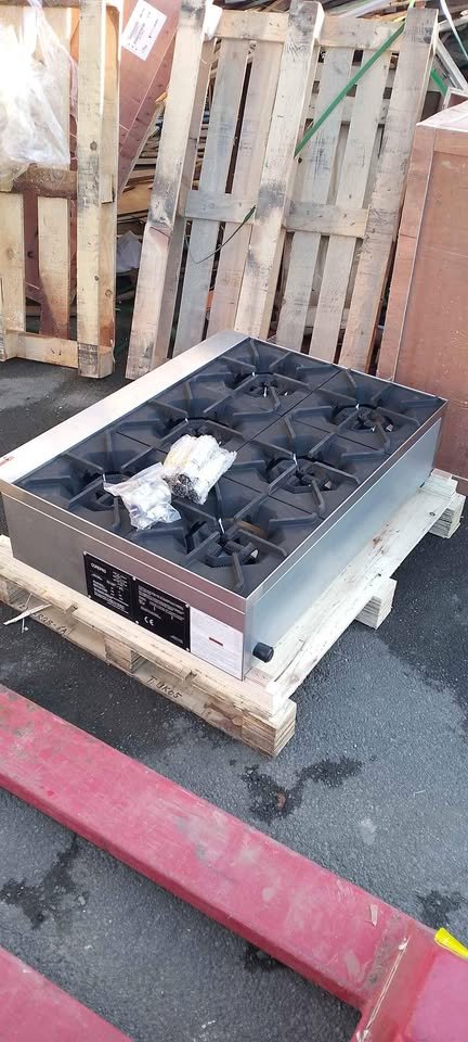 6 burners commercial cooker gas 92*73*33cm - Image 2