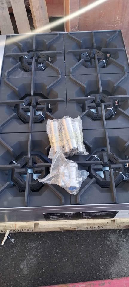 6 burners commercial cooker gas 92*73*33cm - Image 3