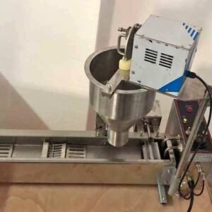 Auto doughnut fryer machine 3 shape donuts with 3 sets molds