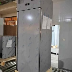 Commercial stainless steel fridge/freezer upright single door kitchen takeaway restaurant
