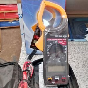 Digital clamp meter/multi meter