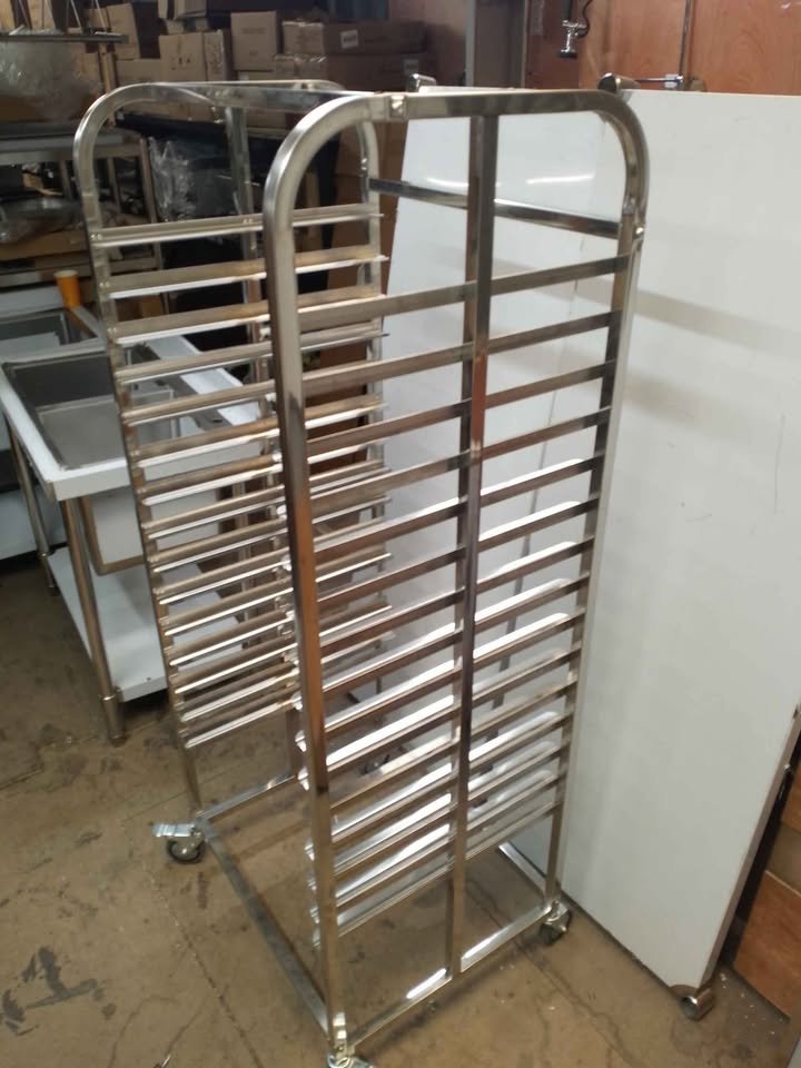 Gastronorm Racking Trolley 15 Tiers for 2/1 GN Pans, or 30 1/1 GN Pans - Image 3
